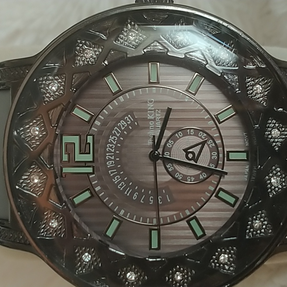 Men's Watch - Picture 2 of 7